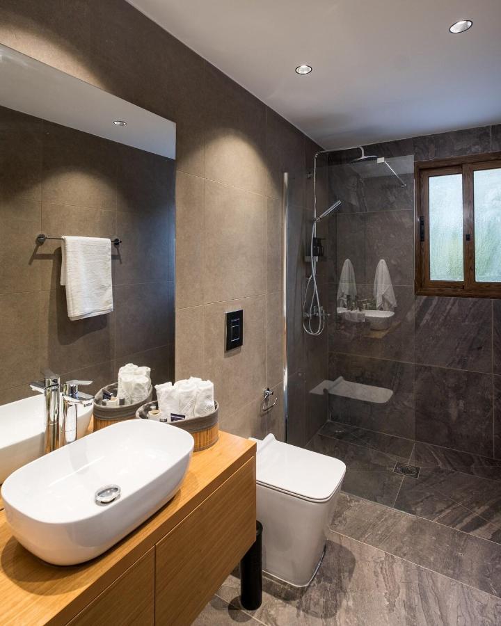 Cocoon Luxury Villa In Coral Bay-3 Min To Beach Pegeia Eksteriør billede