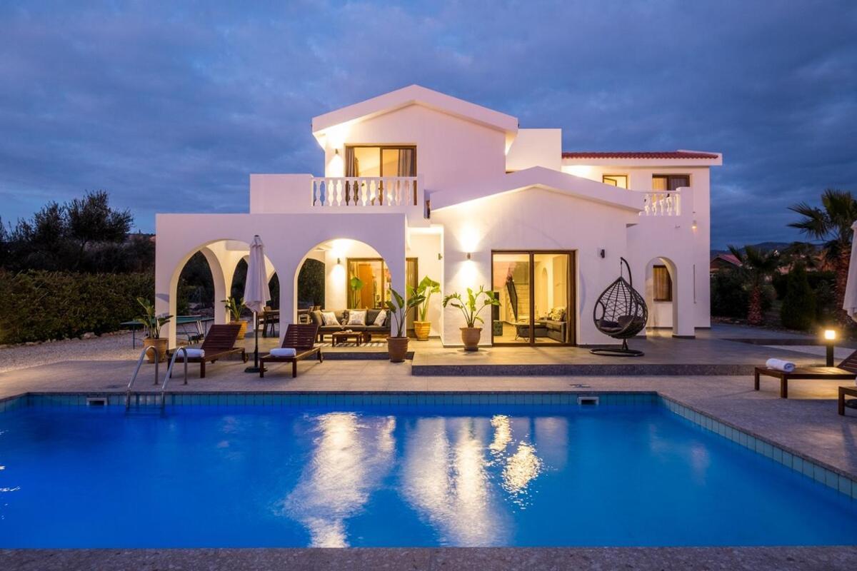 Cocoon Luxury Villa In Coral Bay-3 Min To Beach Pegeia Eksteriør billede